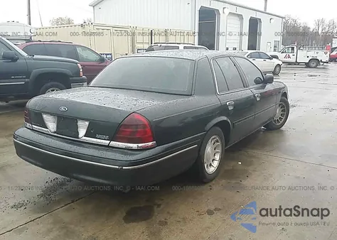 1999 Ford Crown Victoria Lx z USA, uszkodzony, nr VIN 2FAFP74W7XX179460